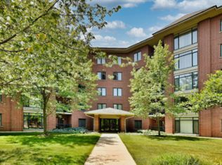 865 E 22nd St APT 124, Lombard, IL 60148