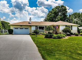 112 Maccollum Rd, Elbridge, NY 13060