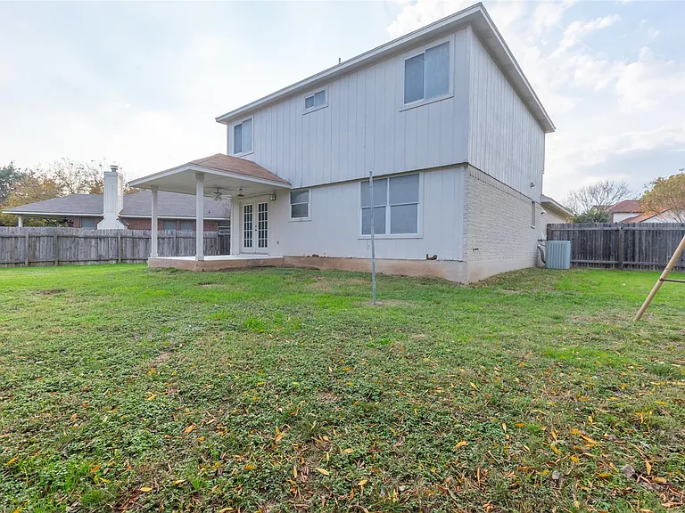 7700 Portland Trl — Photo 34