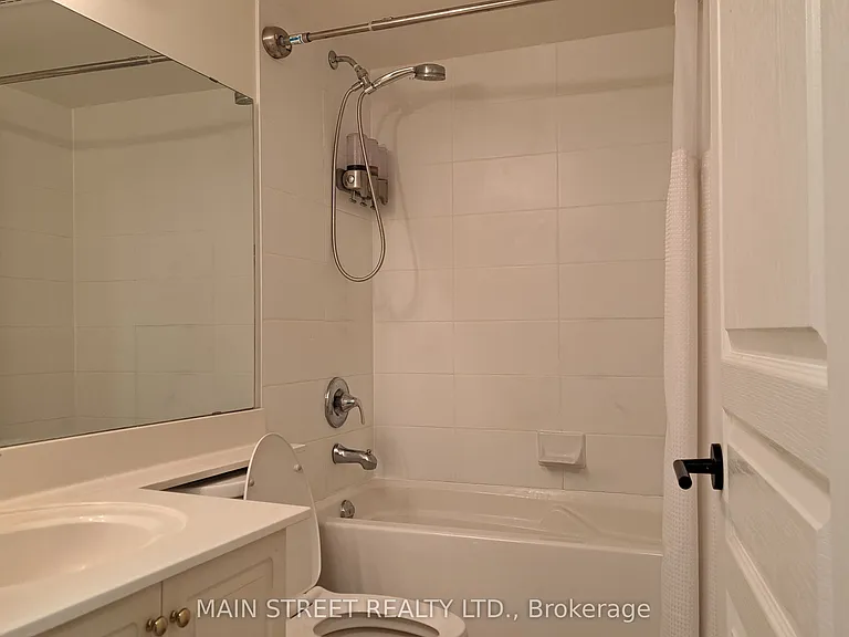 509 Beecroft Rd #816 — Photo 17
