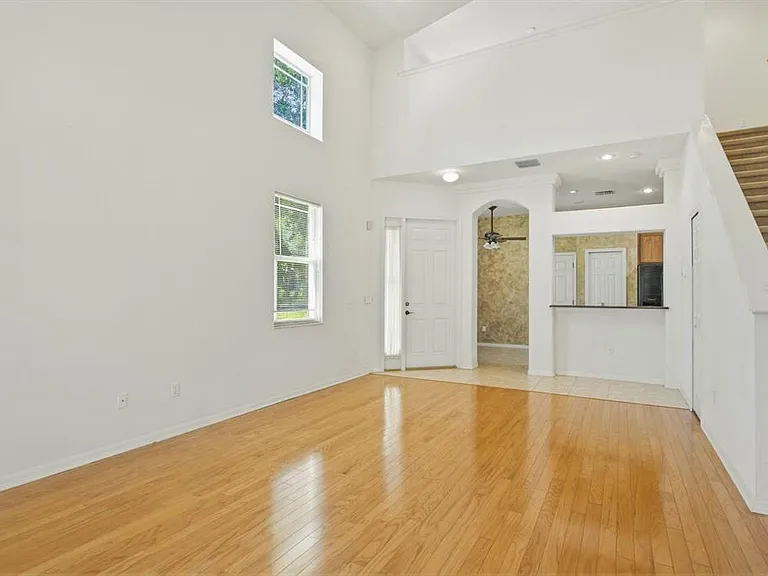 1405 Ridge Ter — Photo 5