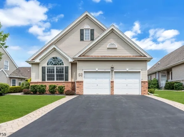 4 Abrams Ct, Franklin Twp., NJ 08873