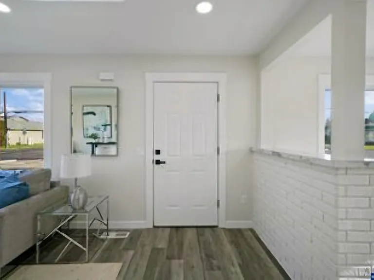 510 S 7th St — Photo 9