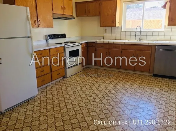 501 Spruce St, Aptos, CA 95003
