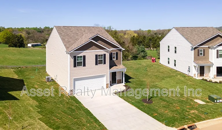 2063 Southwood Cir — Photo 46