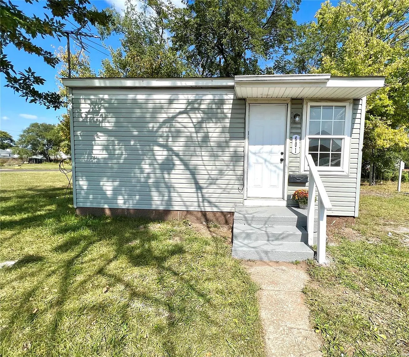601 Reed Dr photo 1