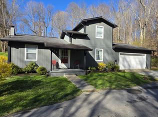 906 Willowbrook Ave, Corbin, KY 40701