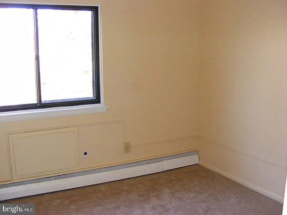 3rd image of 201 1/2 Philadelphia Pike APT 322
