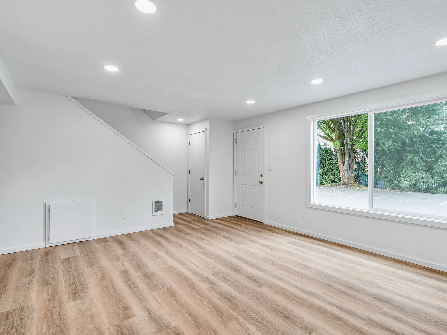 2 bed, 1.5 bath, $1,750 — Photo 4