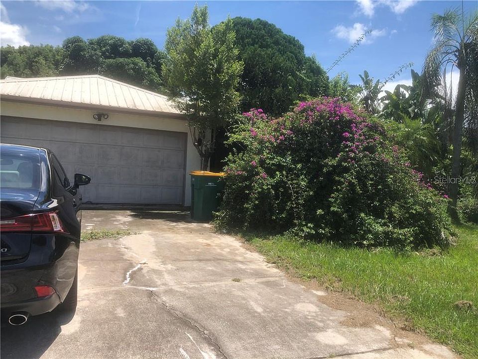 1st image of 240 E Cedarwood Cir