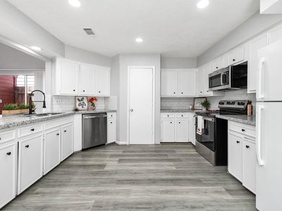 13502 Ravensway Dr, Cypress, TX, 77429