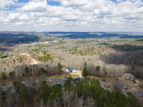 3rd image of 247 Middleridge Trl