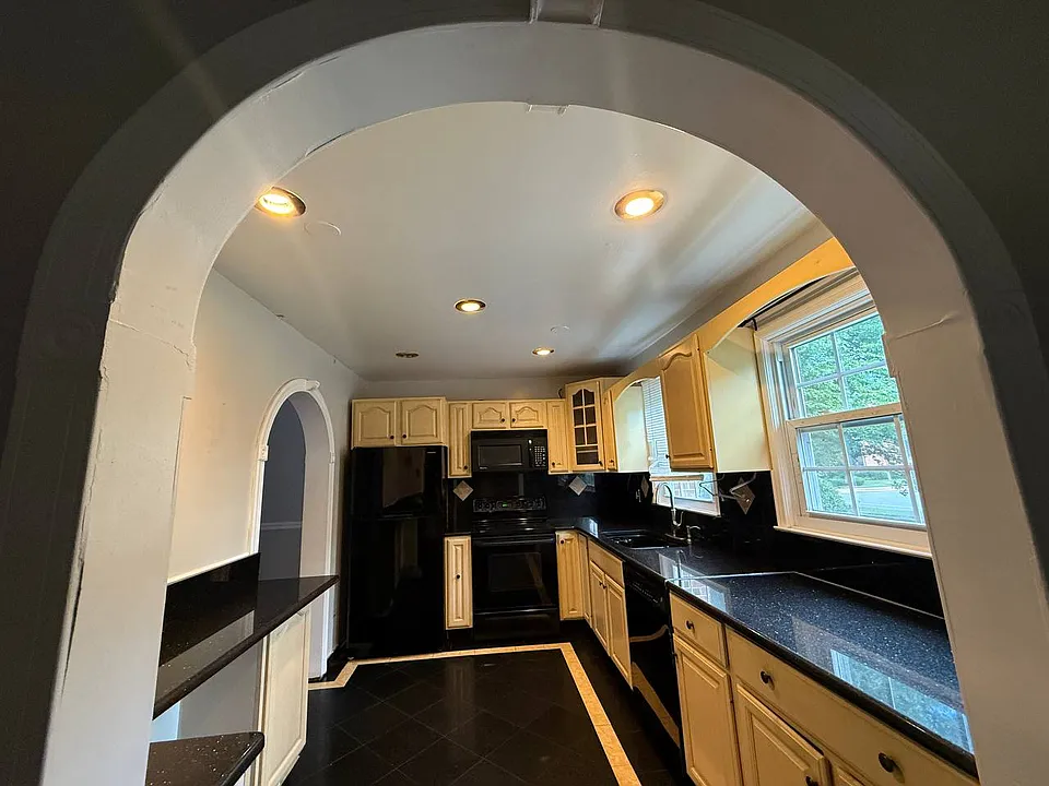 8508 Forrester Blvd #874