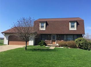 149 Hannahstown Rd, Jefferson Twp, PA 16002