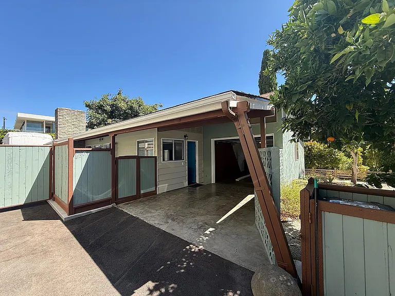 630 Tabor Ln — Photo 15