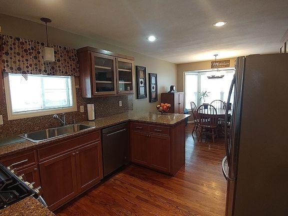 Newly Remodeled Kitchen