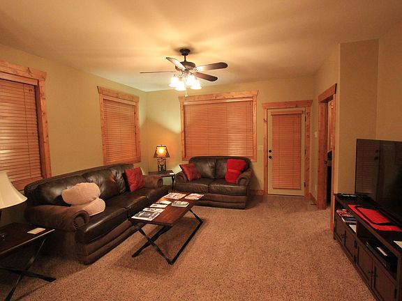 3rd image of 629 Valley Centre Dr Unit 3