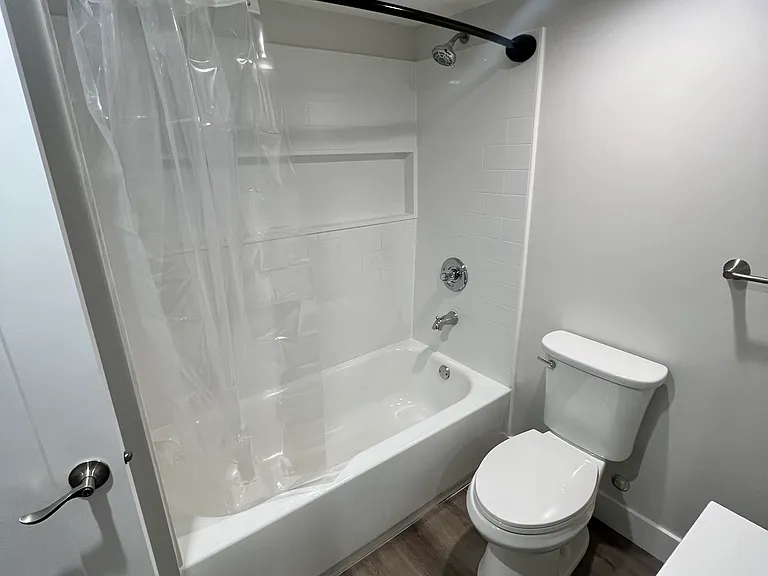 1142 W Lucky Cv — Photo 9