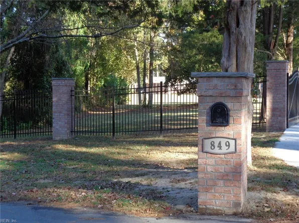 849 E Sparrow Rd, Virginia Beach, VA 23464