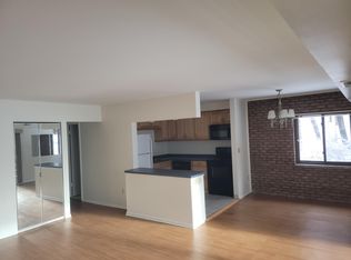 3048 Sanlin Dr, Coraopolis, PA 15108