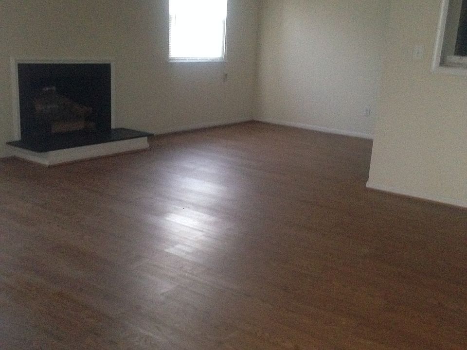 2nd image of 3800 Harvest Ct