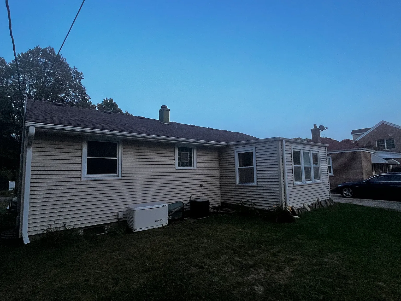 3 bed, 1100 sqft, $3,000 — Photo 2