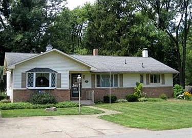 1st image of 3030 Midland Dr