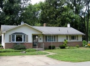 3030 Midland Dr, Erie, PA 16506