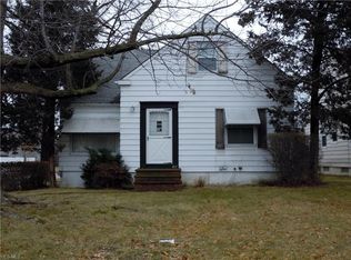 411 E 274th St, Euclid, OH