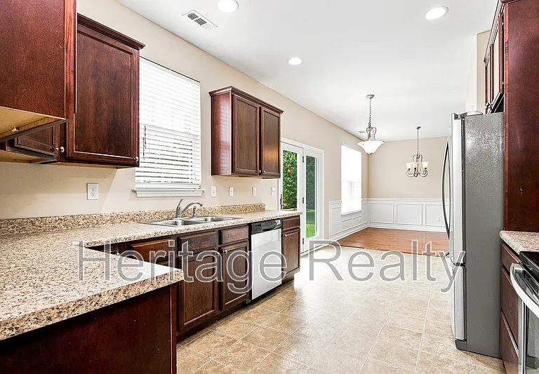 10728 Gable Run Dr — Photo 8