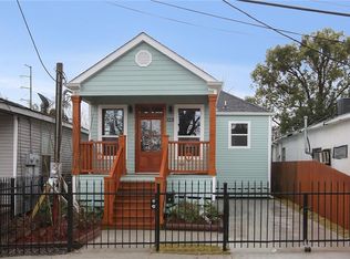 3221 Lowerline St, New Orleans, LA 70125