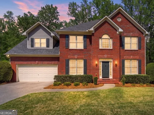 1112 Oakhurst Trl, Lawrenceville, GA 30043