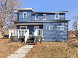 101 River Ct, Saint Louis, MI 48880