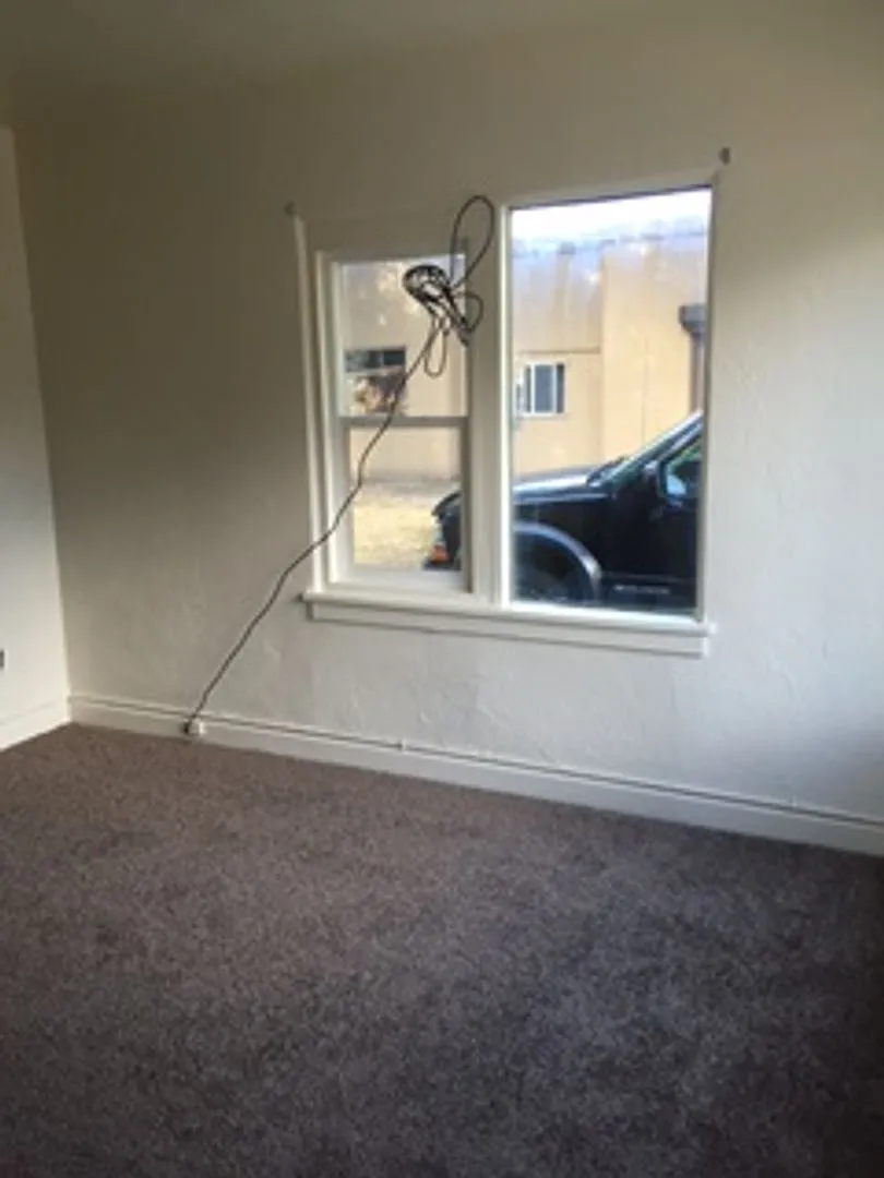 Water Ave Apartments — Photo 4