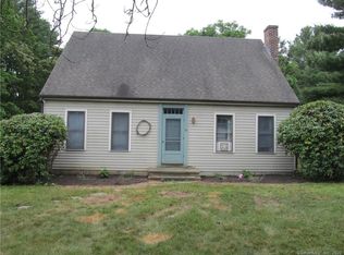 19 Godfrey St, Groton, CT 06355