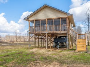 90 Martin Landing Rd, Lobelville, TN 37097