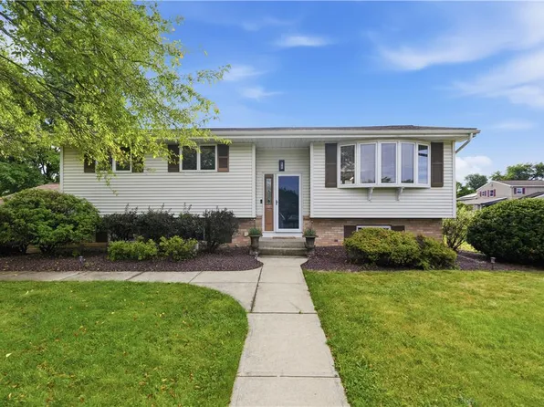 32 Robert Dr, Allentown, PA 18104