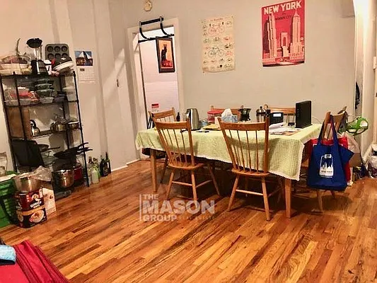 Rented by Mason Group LLC | media 29