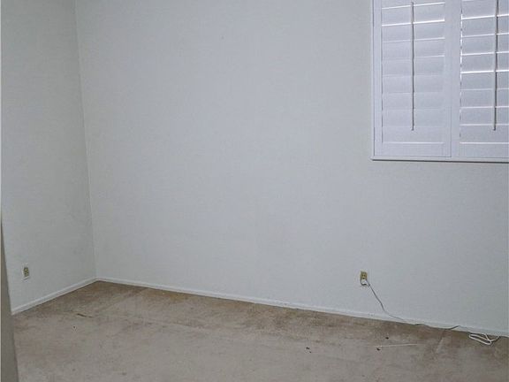 5th image of 8471 Arvilla Pl