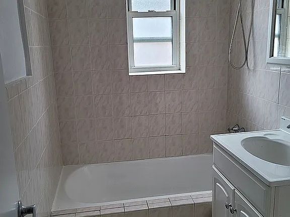 5th image of 105-24 67th Ave #5
