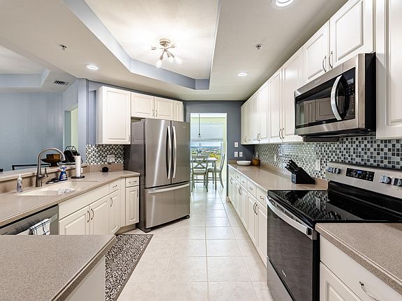 4th image of 2743 1st St APT 2206
