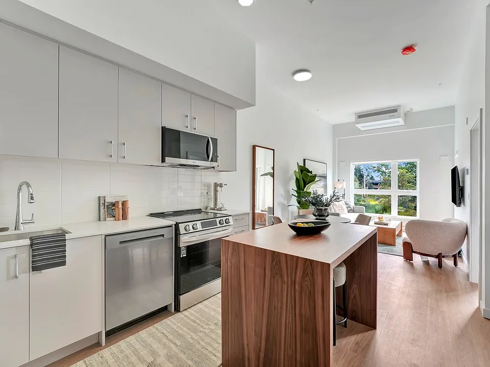 1110 McCallum Rd