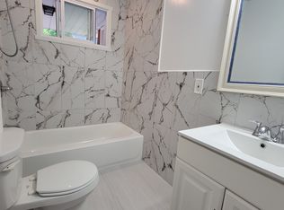 325 Farnham Ave, Lodi, NJ 07644