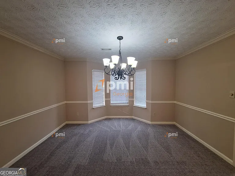 160 Braelinn Ct — Photo 3