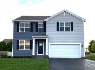 2150 Greenview Dr, Woodstock, IL 60098