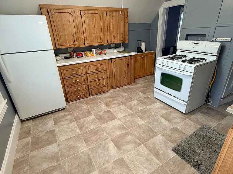 33 McKinley Ave #2 — Photo 7