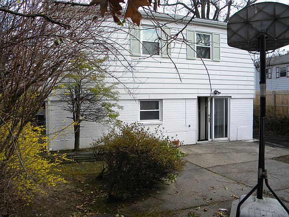 2nd image of 3020 Corporal Kennedy St