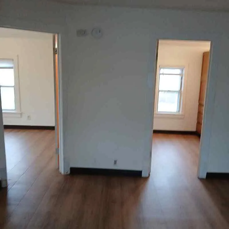 1 bed, 1.0 bath, $725 — Photo 3