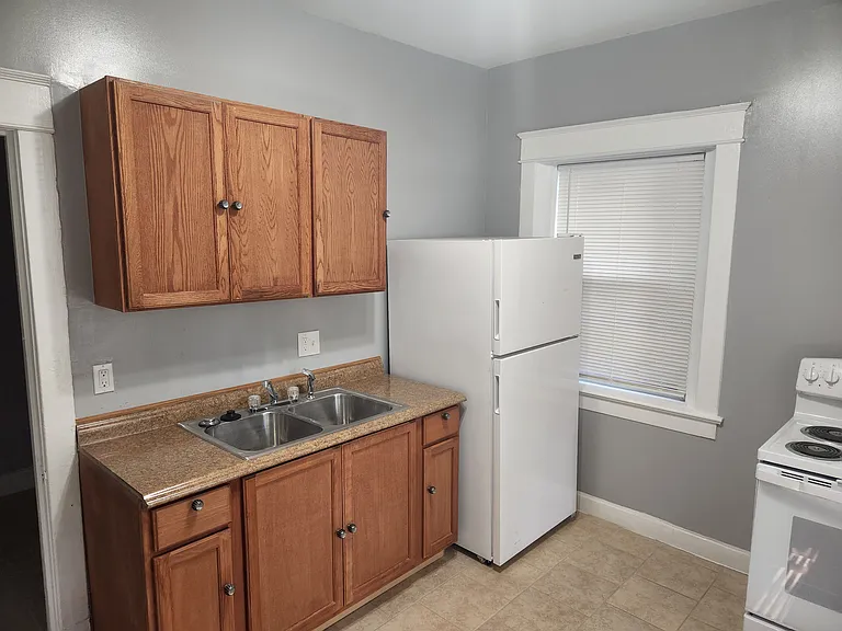 3916 Clark Ave #1 — Photo 9