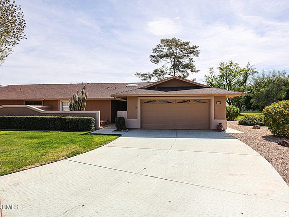3rd image of 19049 N LAKEFOREST Drive